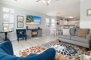 Blu Flamingo Free Golf Cart Priv Pool Steps2Beach - Destin - 7