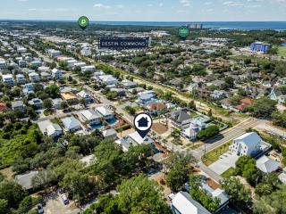 PalmTreeParadise Free Golf Cart 5 min walk 2 Beach - Destin - 2