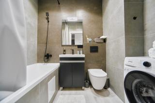 Modern 2-BR Balcony-View Apartment with Coffee Station and more - GrandStay - Chişinău - 4