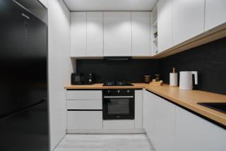 Modern 2-BR Balcony-View Apartment with Coffee Station and more - GrandStay - Chişinău - 2