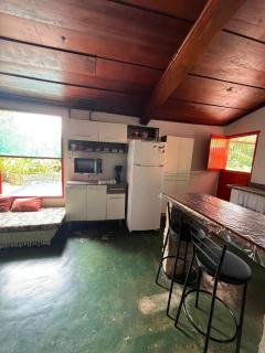 Casa rústica com piscina a 300mts da praia - Ubatuba - 7