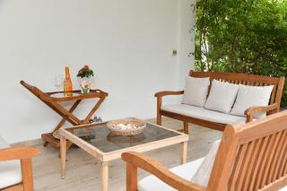 Gracious Cottage - - 7