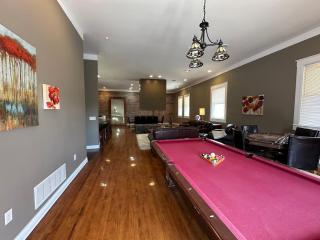 The Brick-Road Penthouse - Kokomo - 5