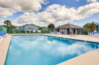 Near Beaches and Golf Courses Little River Townhome - Little River - 0