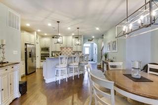 Shuttle to Beach Ocean View Home with Patio - Ocean View - 3