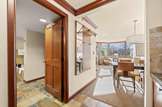 Everline Resort & Spa Palisades-Valley View Suite - Olympic Valley - 4