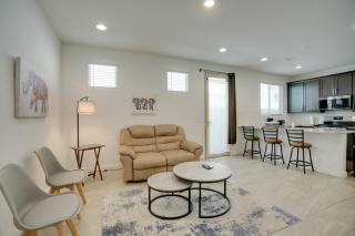 9 Mi to Westgate WFH-Friendly Apt in Tolleson! - Cashion - 5