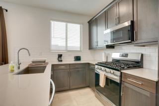 9 Mi to Westgate WFH-Friendly Apt in Tolleson! - Cashion - 3