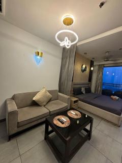 The Noida heaven - New Delhi - 9
