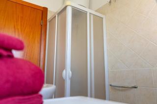 Porto Apartments - La Caletta - 4