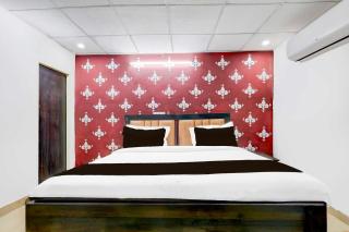 Collection O Nehru Nagar - Ghaziabad - 6