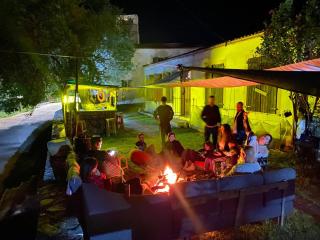 Shkolla Hostel & Camping - Vuno - 3