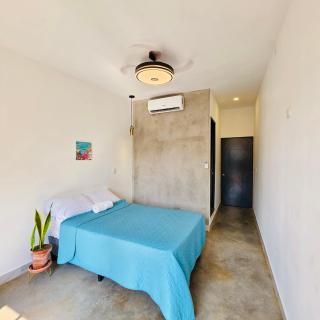 Vibes Wellness House - Tamanique - 1