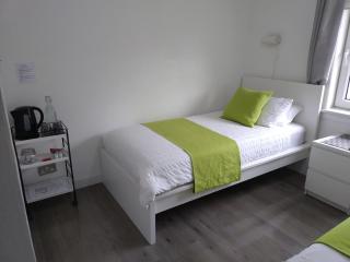 Anchorage Guest House - Also 1 room available with Hot Tub,must be booked separately - Balloch - 7