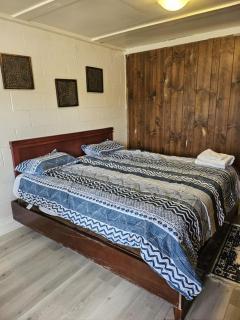 Palmerston Lake Motel - Ompah - 2