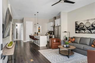 Gorgeous New Nash Home - Rooftop Views - Hot Tub - Nashville - 4