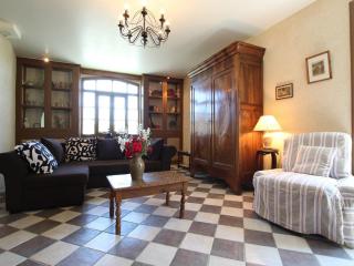 Maison de charme avec grand parc pour des vacances en famille au cœur de l'Auvergne - FR-1-582-278 - - 7