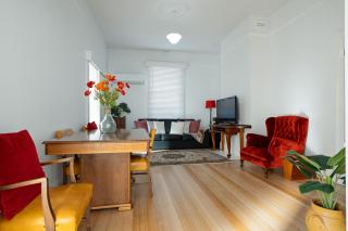 Walk To City & Hospital - 8