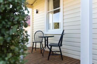 Walk To City & Hospital - 5