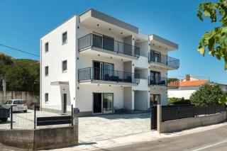 Apartments by the sea Arbanija, Ciovo - 24157 - Trogir - 0