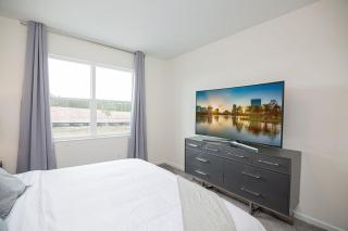 Stylish 5-Bedroom Villa - Perfect Disney Getaway! - 7