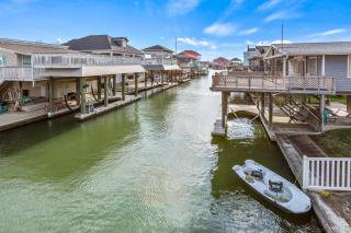 Right on the Canal, Pet-friendly - 7