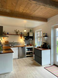 Historic Red Brick Villa In The Heart Of Onsbjerg - Onsbjerg - 7