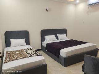 Margalla Guest House Near Margalla Railway Station G-13 - Islamabad - 8