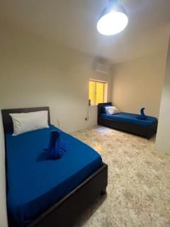 Urban Comfort Gzira 4 Bedroom Flat - Gżira - 4