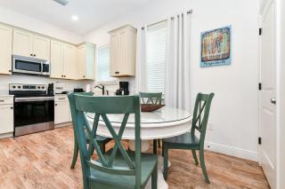 Crystal Cottage Near Disney With Margaritaville Resort Island H2O Access - 8033Ls - Orlando - 2