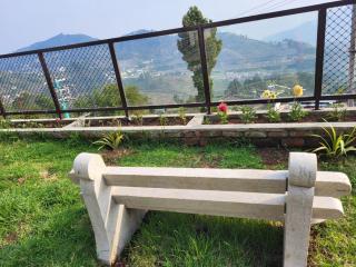 Glen Mist, Mesmerizing Valley View Homestay, Kodai - 2