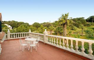 Nice Home In Cordoba With Private Swimming Pool, Can Be Inside Or Outside - Córdoba - 0