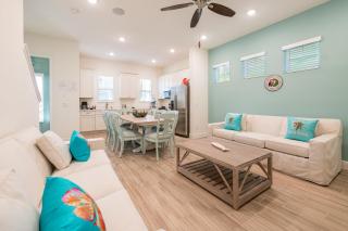 Another Day In Paradise Cottage With Private Hot Tub Near Disney With Margaritaville Resort Island H2O Access - 8024Dr - Orlando - 1