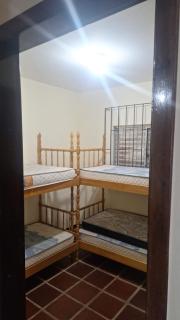 Casa a duas quadras da praia - Balneário Saint Etienne - Matinhos - Matinhos - 8