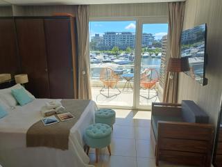 Apart , Departamento condominio en Bahia grande Nordelta con balcon y vista a la bahia - Tigre - 4