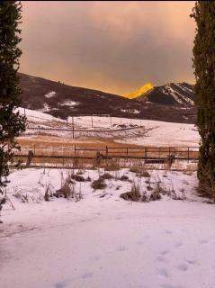 Powder Mountain Escape Ski-Inspired - 2
