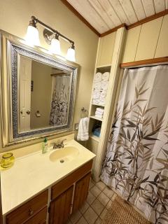 Cozy Beaver Lake Getaway - 1