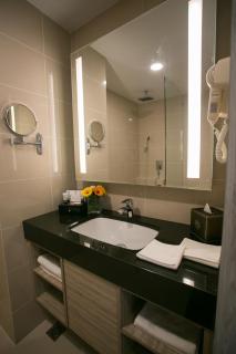 V8 Hotel Johor Bahru - 6