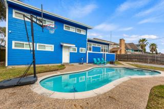 Heated Pool and Spa, Gameroom & Pet-friendly - 0