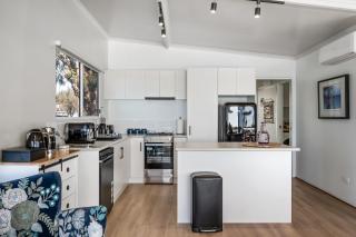 The Float Life - Retreat on Murray River - - 2
