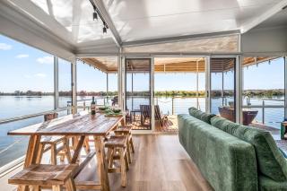 The Float Life - Retreat on Murray River - - 1