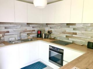 Appartement lumineux au centre de Cauterets avec terrasse et garage - FR-1-812-136 - 9