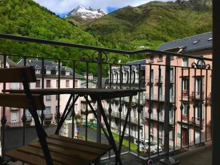 Appartement lumineux au centre de Cauterets avec terrasse et garage - FR-1-812-136 - Cauterets - 3