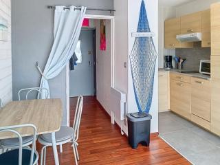 Appartement en Front de Mer avec Parking et WIFI, 4 Couchages - FR-1-746-30 - 4