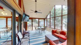 LAKE Views-Dock-FISH-Jacuzzi-Boat Rental service - Cadiz - 0
