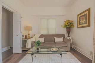 Comfy One Bed Apartment in Forest Park - 4