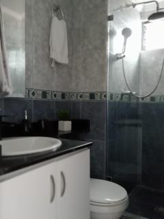 Apartamento renovado parque La Floresta, minimo 21 dias - Medellín - 1