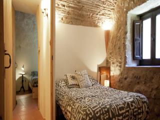 Traditional house for 4 people in Valveralla - Girona - 1