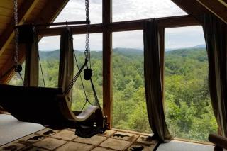 Peek-A-View*Romantic Swing MountnView Hottub - Williamsburg - 0