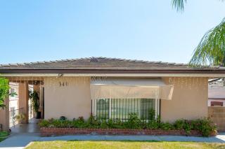 40 ppl 2 houses 13 Bedrooms btw Disney Hollywd - Monterey Park - 3